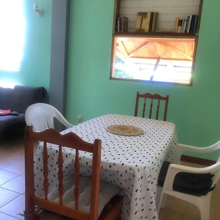 Joy'S Apartment Roseau Bagian luar foto